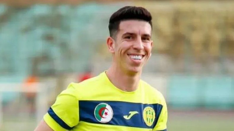 صراع بين الأهلي والزمالك والترجي لضم كسيلة بوعالية