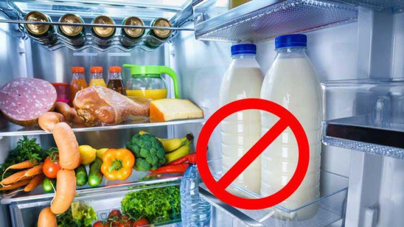 تعرف على المكان الصحيح لتخزين الحليب في الثلاجة