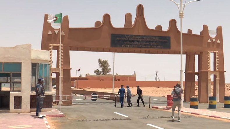 وزارة الداخلية توضح إجراءات خروج الجزائريين إلى ليبيا
