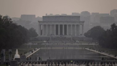 Le Québec brûle, New York devenue irrespirable (Images)