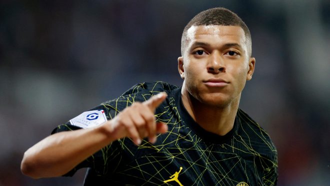 مبابي يفاجئ باريس سان جيرمان بقرار جديد وريال مدريد يترقب