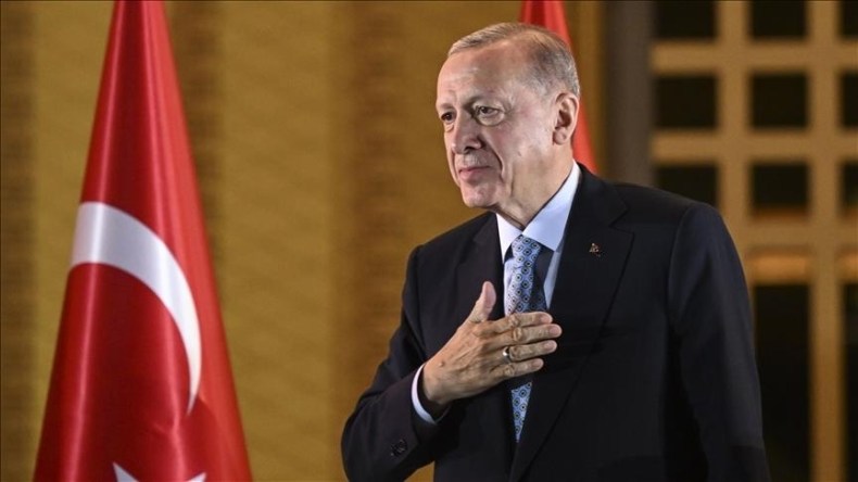 رئيسا لتركيا.. أردوغان يؤدي اليمين اليوم