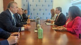 عطاف يجتمع مع مدير البرنامج الإنمائي للأمم المتحدة