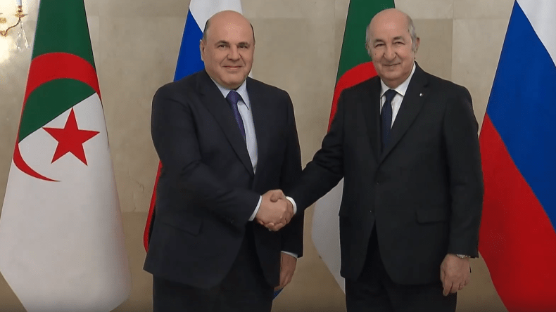 الرئيس تبون يلتقي الوزير الأول الروسي ميخائيل ميشوستين (فيديو)