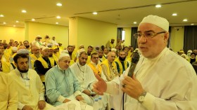 بلمهدي يدعو أعضاء البعثة الجزائرية للتجند أكثر خدمة للحجاج