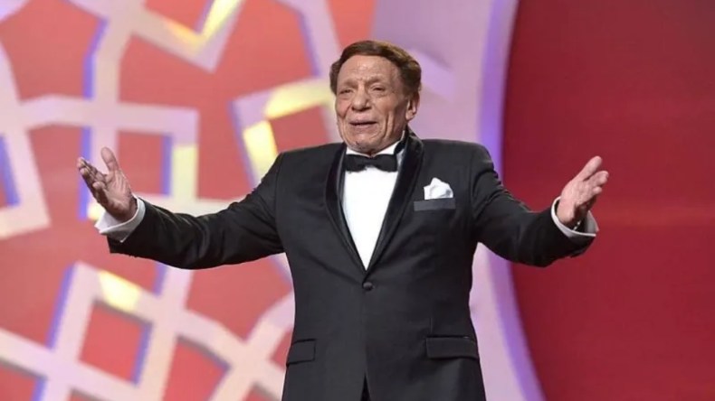 عادل إمام يقاضي وزير المالية المصري لهذا السبب