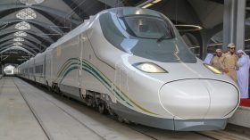 قطار الحرمين السريع جاهز لنقل الحجاج