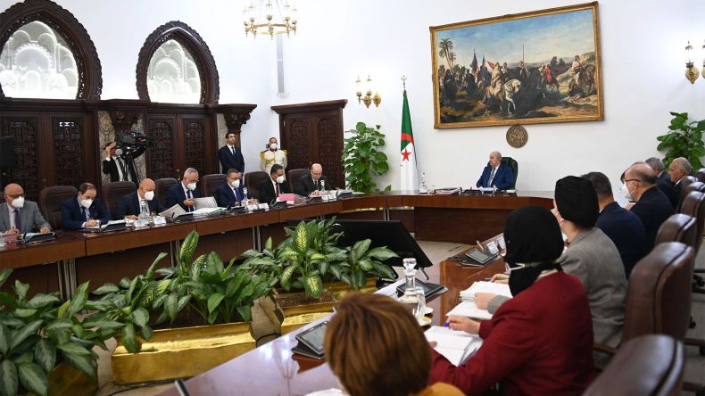 أخطار الكوارث ومكافحة التزوير على طاولة مجلس الوزراء