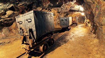 تفعيل استراتيجية المعادن النادرة.. لماذا القرار الآن؟