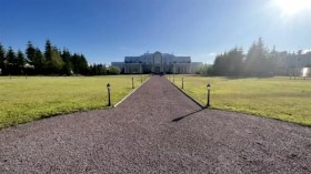 شاهد.. هذا ما عثر عليه الأمن الروسي في قصر قائد “مجموعة فاغنر”