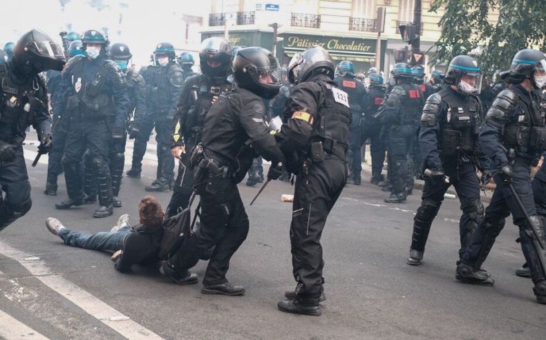 Paris : Les journalistes dénoncent des violences de la part des forces de l’ordre