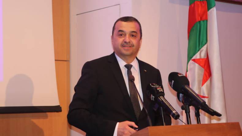 وزير الطاقة: الجزائر تسير وفق استراتيجية دولية في الانتقال الطاقوي (فيديو)