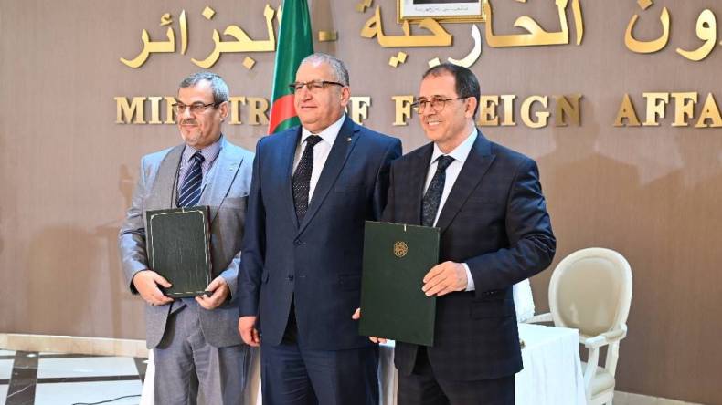 رسميا.. الجزائر تحتضن مقر اتحاد المجالس الاقتصادية العربية