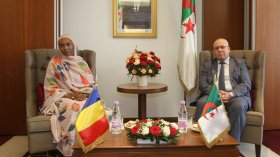 اتفاق مبدئي لعبور البضائع عبر الموانئ الجزائرية نحو التشاد