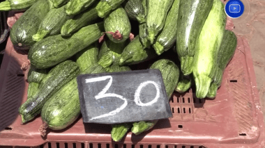 بعد عطلة العيد.. عودة النشاط و تراجع في أسعار الخضر