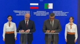 Signature d’un mémorandum d’entente entre l’APS et l’Agence russe “Tass”