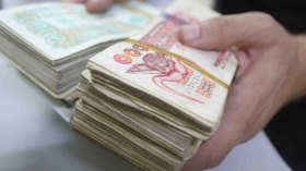 مسبوقون يستولون على مليار ونصف من محل تجاري!