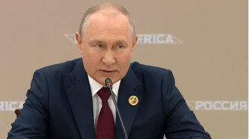 سقوط نظرية “الحديقة والأدغال”.. في “موسكو”!