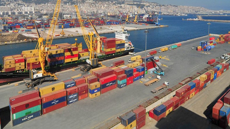 إجراءات تحفيزية جديدة لفائدة المصدرين قريبا