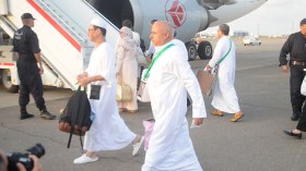 تقرير حج 2023 على مكتب الرئيس تبون قريبا