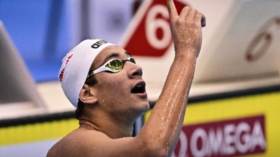 Championnats du monde: le Tunisien Hafnaoui récidive et remporte l’or au 1500 m nage libre