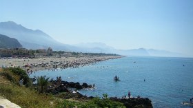 ملبو البجاوية.. الجوهرة التي تغازل الجزائريين وتضمن لهم الراحة