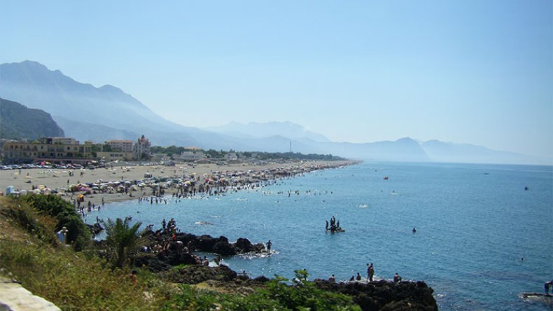 ملبو البجاوية.. الجوهرة التي تغازل الجزائريين وتضمن لهم الراحة