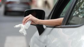 Etudes: Les Français jettent leurs déchets par la fenêtre de la voiture