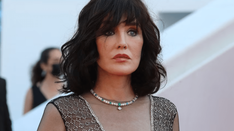 باريس: محاكمة ممثلة فرنسية من أصل جزائري بهذه التهم!