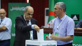 معلومات هامّة لِمَن يرغب في خلافة زفيزف