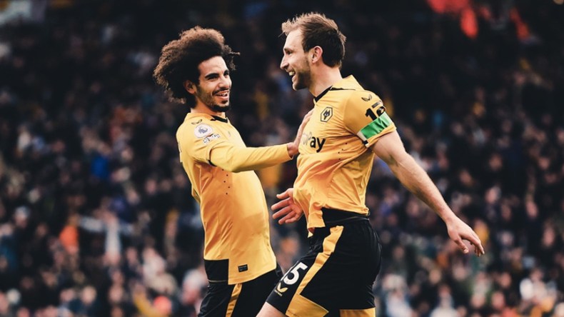 أيت نوري يقدم القميص الجديد لـ”ولفرهمبتون”