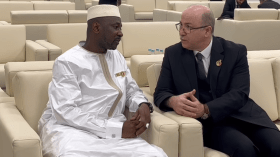 الوزير الأول يجري محادثات مع رئيس مالي عاصمي غويتا