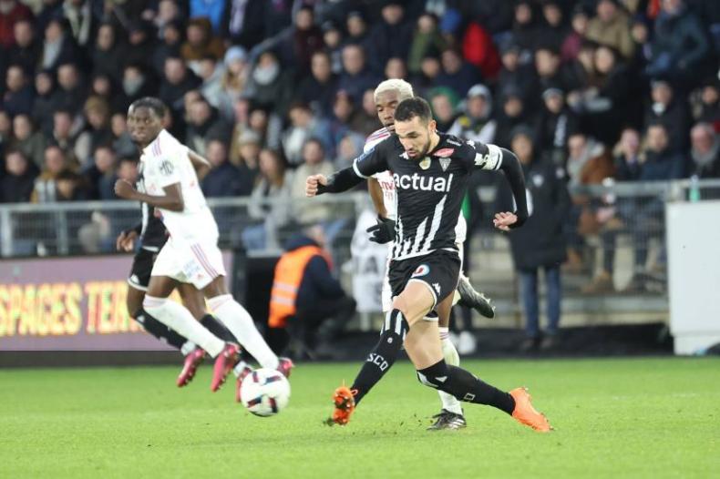 Nabil Bentaleb vers Lille