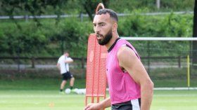 عبدلي يُسجّل ومواطنه عبد الجليل يردّ عليه