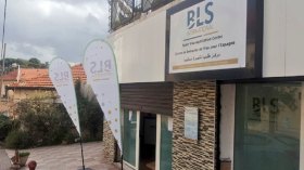 موعد التأشيرة بـ “السيلفي”.. آخر خرجة لمقدم خدمات القنصلية الاسبانية