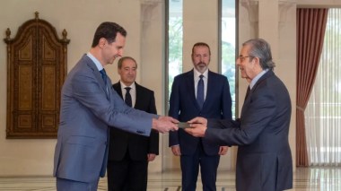 Bachar Al Assad reçoit les lettres de créance du nouvel ambassadeur d’Algérie