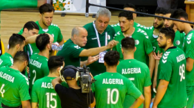 بوشكريو في قمة الغضب بسبب عدم برمجة تربص يسبق البطولة القارية