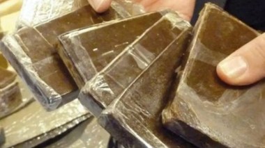 Tlemcen: Saisie de plus d’un quintal de résine de cannabis et de 44.000 comprimés psychotropes