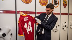 فريق اللاعب عوّار يُلغي التربّص الآسيوي بِسبب الاحتيال