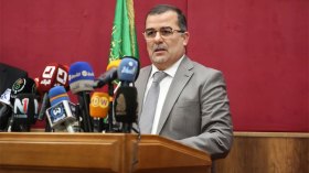 ترسيم المتعاقدين ممكن بإصلاح الوظيفة العمومية