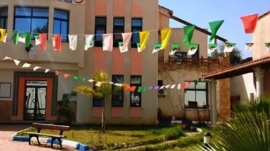 Feux de forêt: aménagement des maisons et auberges de jeunes pour accueillir les familles sinistrées