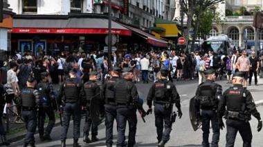 Manifestations contre les violences policières interdites en France: des organisations dénoncent l'”autoritarisme”