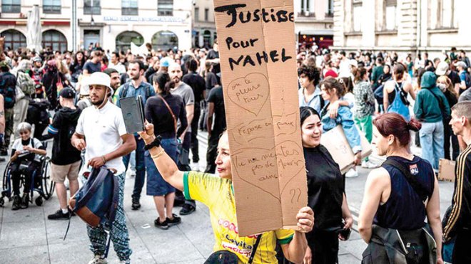 المهاجرون تحت نيران اليمين الفرنسي