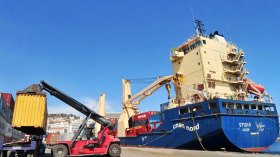 تجنيد 7 وزارات و”شوروم” بالخارج وتخفيضات للشحن!