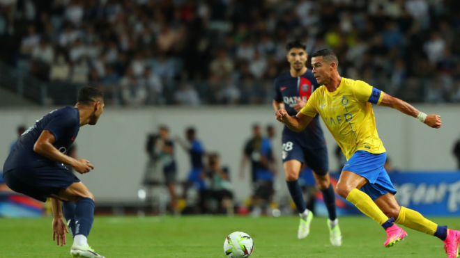 رونالدو يحقق أمنية طفل ياباني قبل ودية النصر وباريس سان جيرمان ( فيديو)