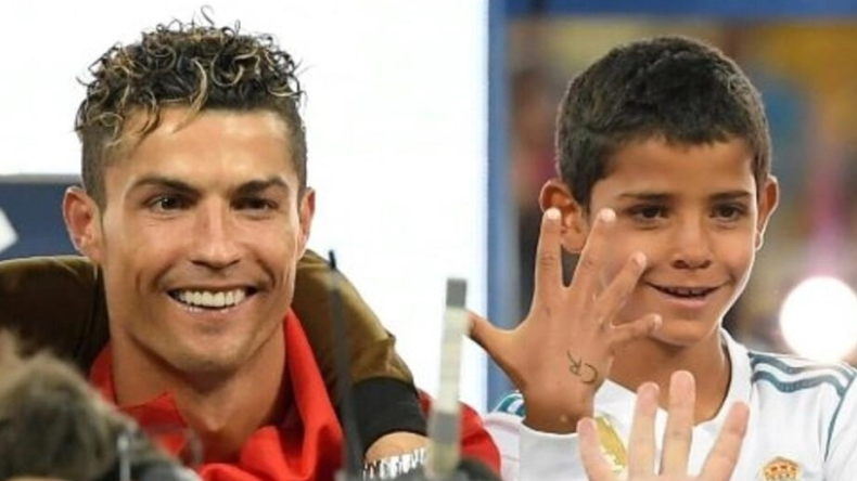 بعد إخفاء هويتها لأعوام عديدة.. أول صورة لوالدة كريستيانو جونيور!