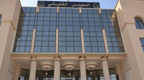 15 سنة سجنا لمزور الجنسية الجزائرية لـ 60 مغربيا