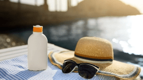أفضل 12 طريقة لحماية نفسك من الشمس