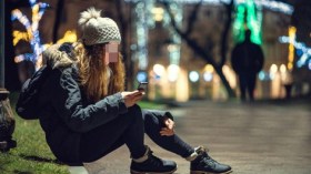 جزائريات مشردات في شوارع اوروبا والامارات