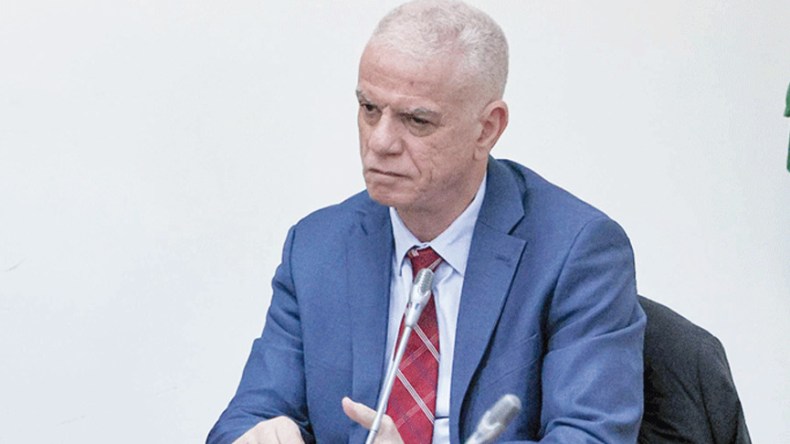 لهذه الأسباب فشل زفيزف في افتكاك منصب في اللجنة التنفيذية للكاف